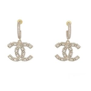 CHANEL CC Earrings